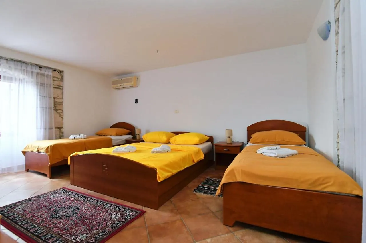 Freya'S Apartments Medolino